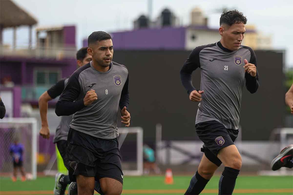 El Monstruo Morado continúa con su pretemporada